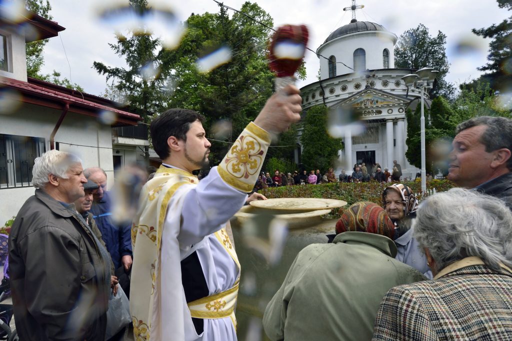 Izvorul Tămăduirii: Semnificația sărbătorii și tradițiile ortodocșilor