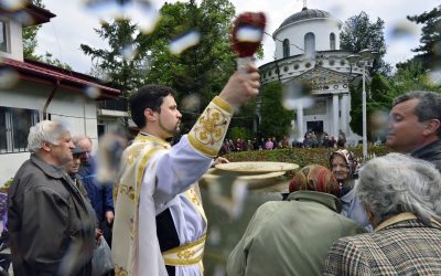 Izvorul Tămăduirii: Semnificația sărbătorii și tradițiile ortodocșilor