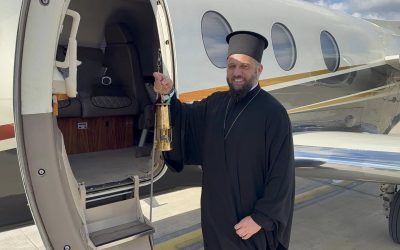 Lumina Sfântă a ajuns în România, adusă din Ierusalim