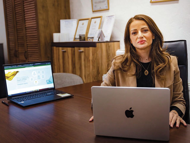 Afacerea cu detergent: Românii cu milioane țintesc Europa, după succesul fulminant