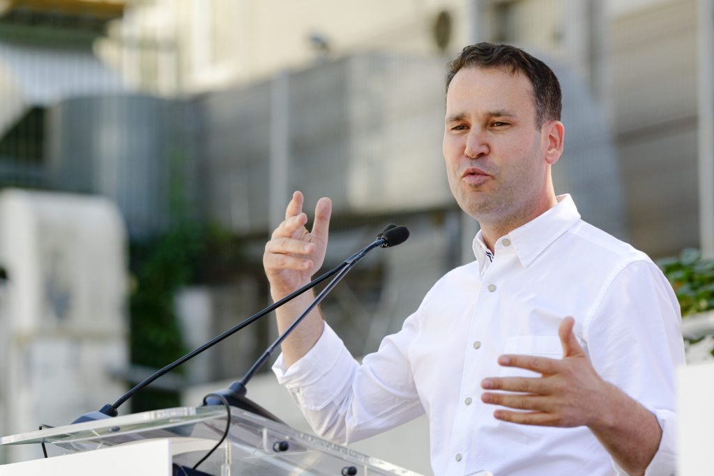 Bolojan, plecare misterioasă: De ce se retrage din funcție