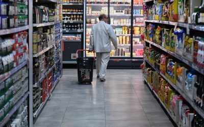 Program Redus pentru Magazine în Săptămâna Paștelui Magazinele din România își ajustează programul de funcționare în perioada sărbătorilor pascale, cu modificări semnificative în special în Sâmbăta Mare și în prima zi de Paște