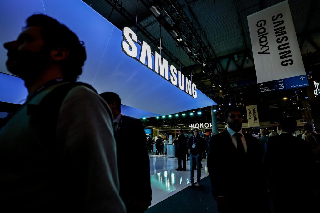 Samsung îndeamnă utilizatorii de smartphone-uri să treacă la Google Messages pentru a evita problemele cauzate de sfârșitul suportului pentru aplicația proprie de mesagerie