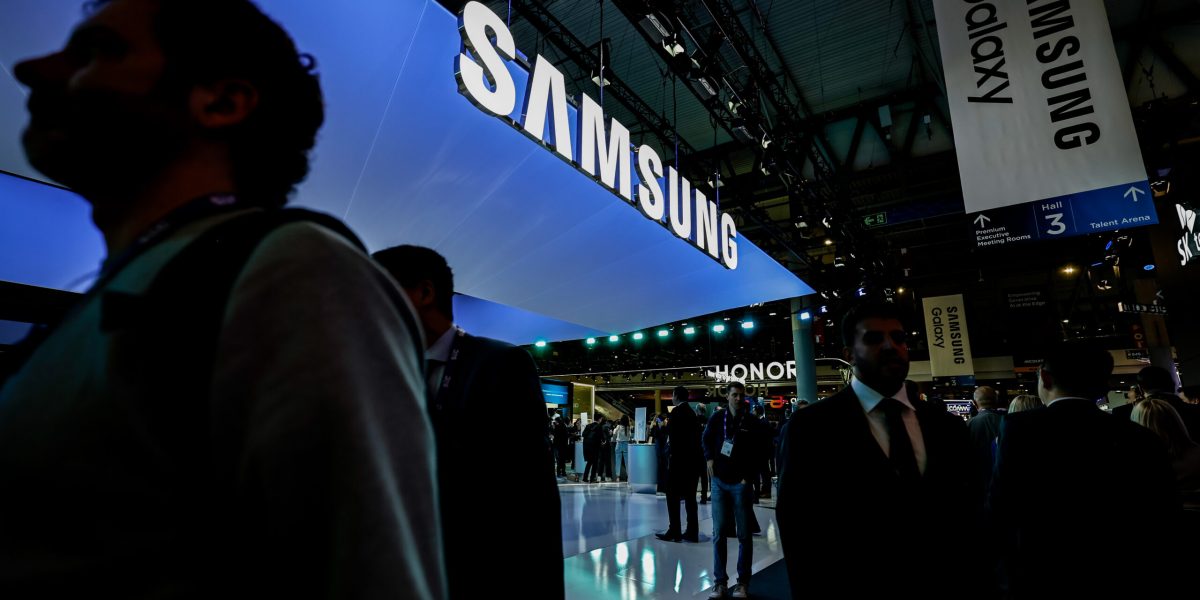 Samsung abandonează aplicația de mesaje text în următorul update