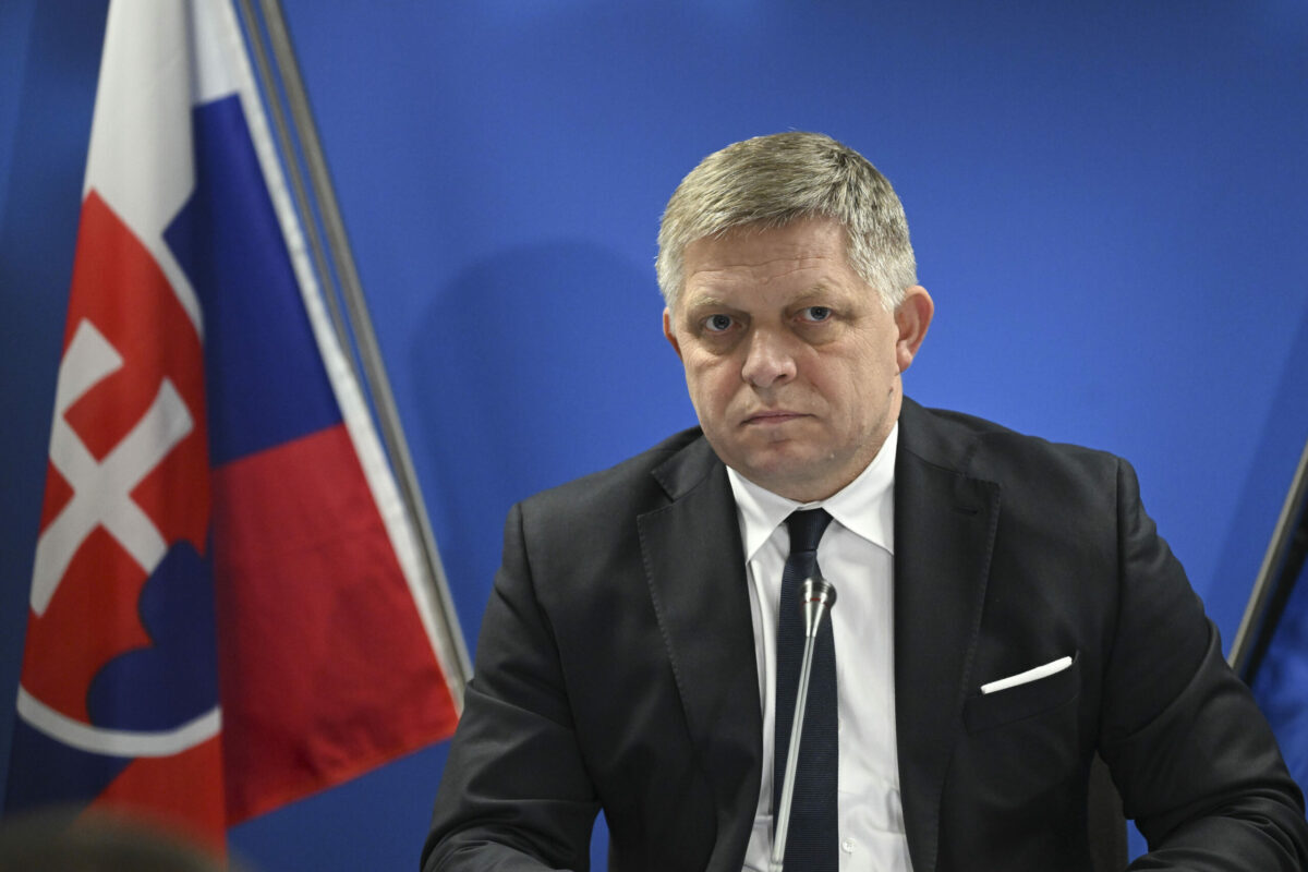 Două țări UE îi blochează premierului slovac accesul spre Moscova