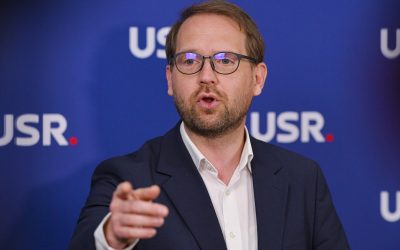 Pun pariu că jocuri de putere sfâșie România