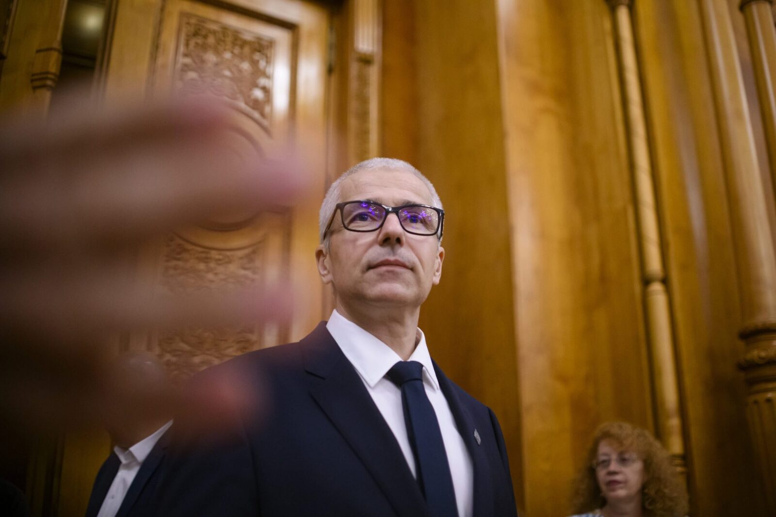 O nouă teorie a conspirației zguduie lumea. Donald Trump implicat