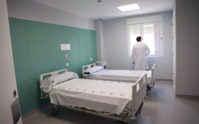 Ce este o „doula a morții”? Profesia ce stârnește controverse