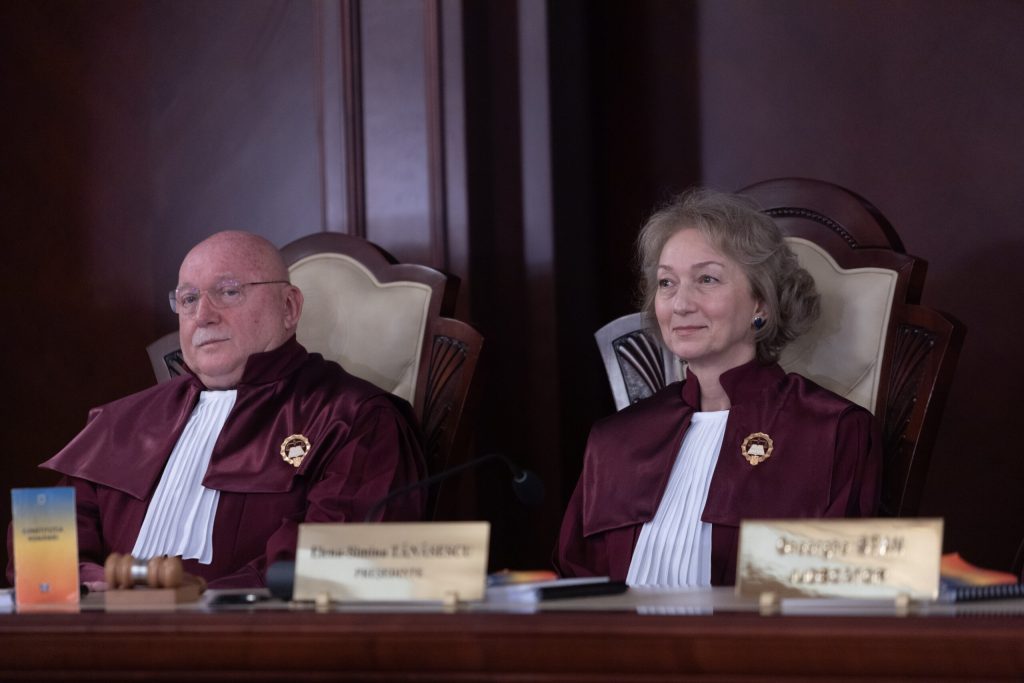 Vulnerabilitățile democrației: Atacul vine din interior, nu din exterior