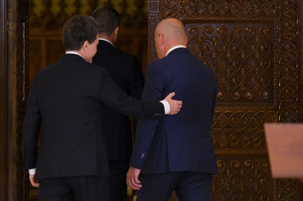 Nicușor Dan, avertizat: Bolojan, testul decisiv. Riscul „Iohannis 2”, iminent