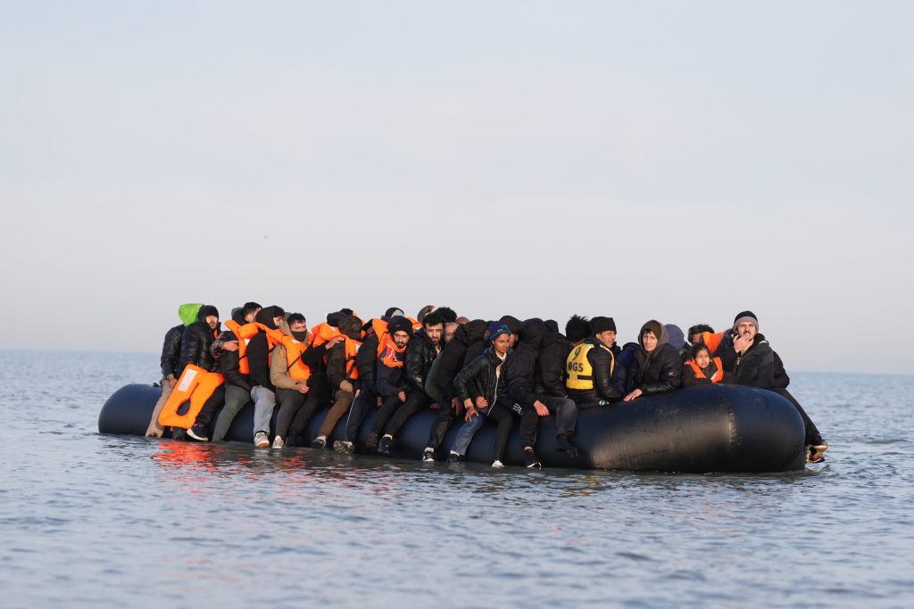 Barcă plină cu refugiați, naufragiu în Marea Andaman: 250 în pericol