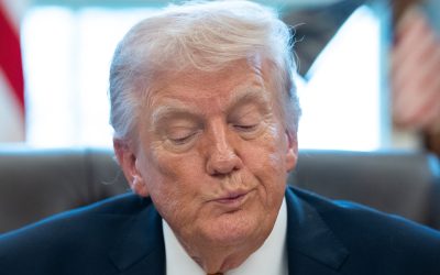 Trump ignoră Iranul, SUA blochează Strâmtoarea Ormuz: Criza escaladează?