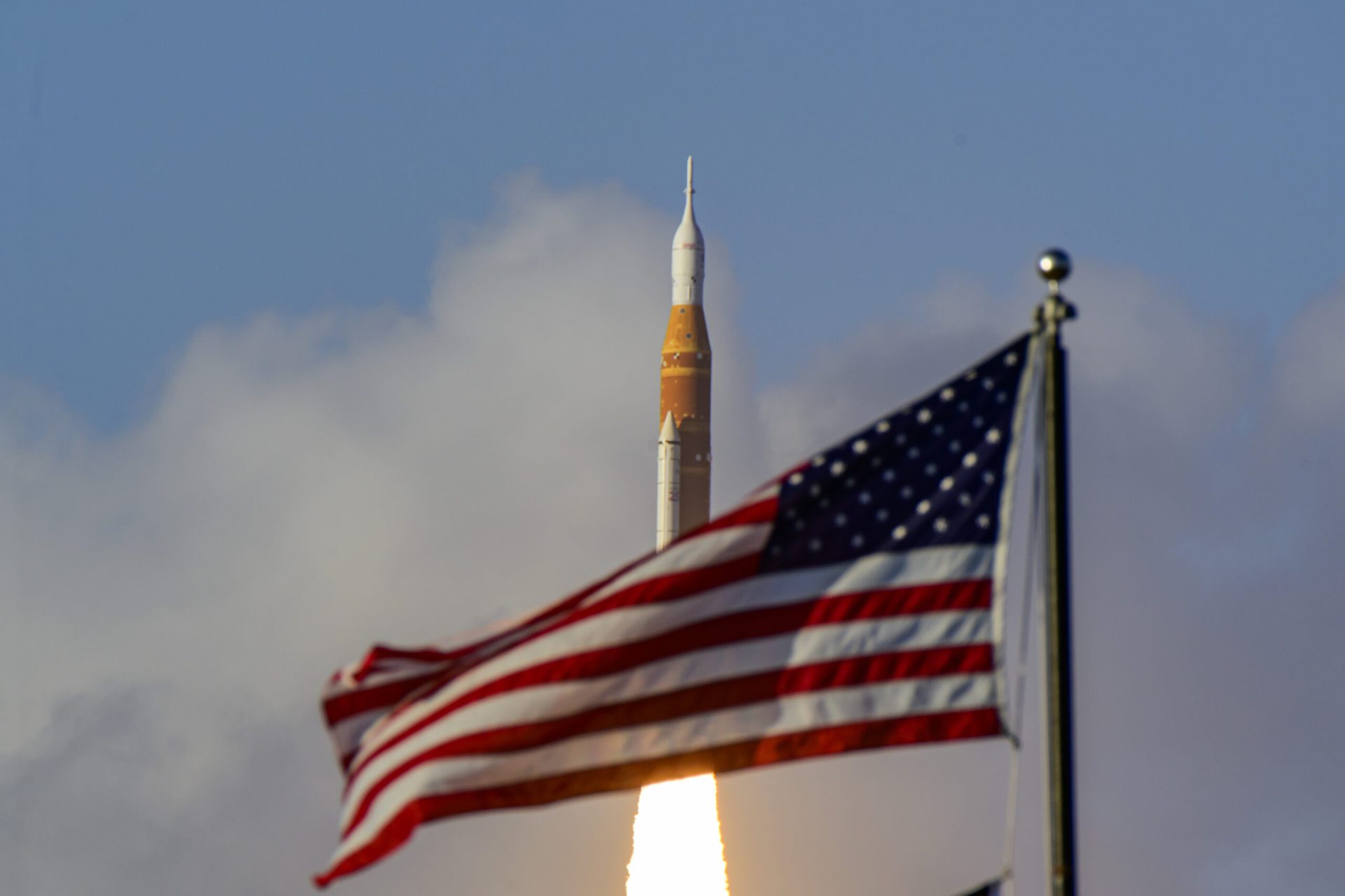 Explorarea spațială a lunii a înregistrat o perioadă de declin drastic după succesele memorabile din anii ’60 și începutul anilor ’70