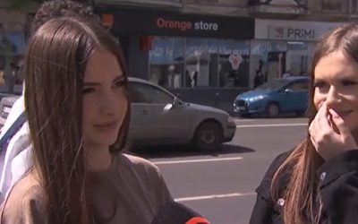 Nou trend online, periculos pentru tineri: Influencerii dau tonul nociv