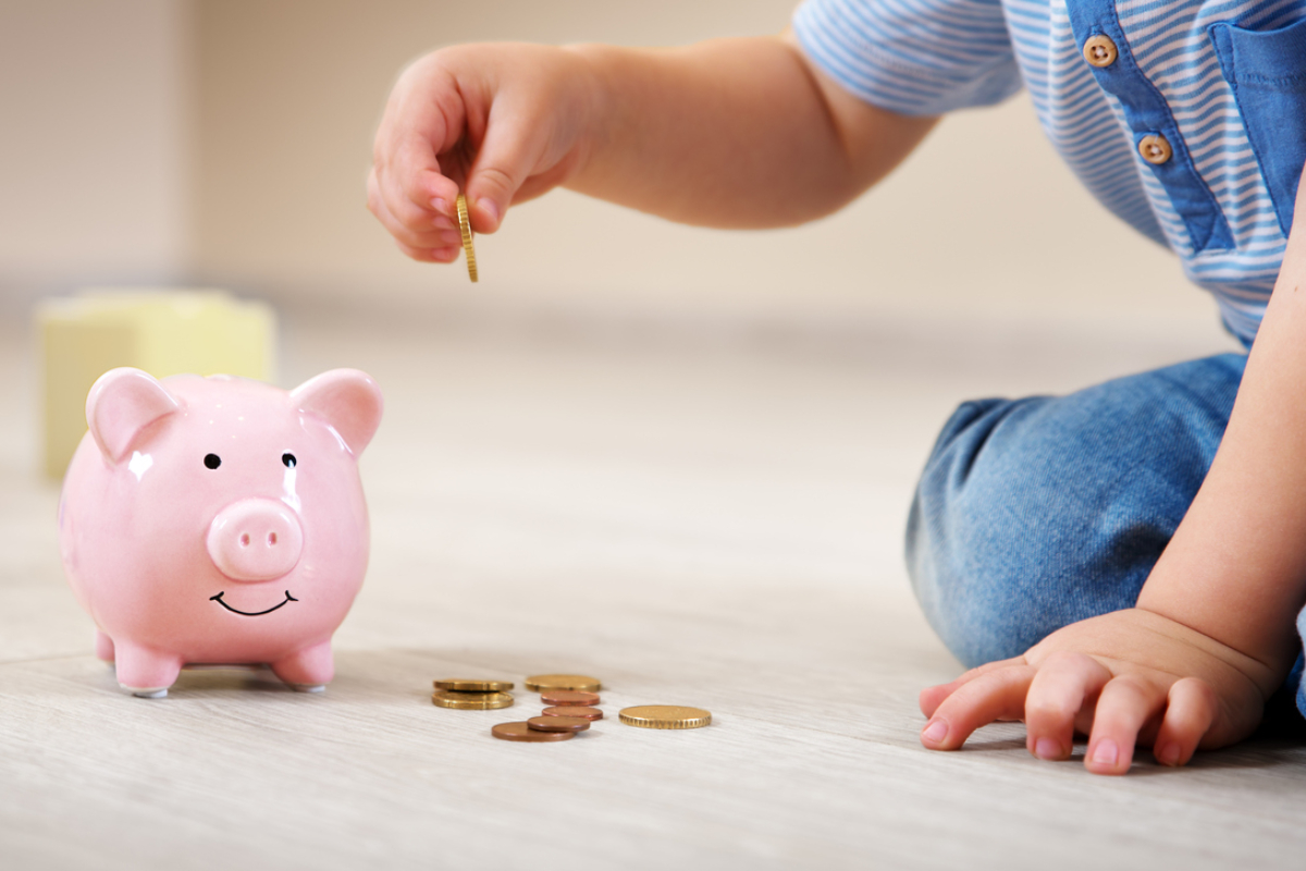 Alocațiile și indemnizațiile intră pe 8 aprilie 2026, înainte de Paște București – Zilele acestea, milioane de români așteaptă vești bune