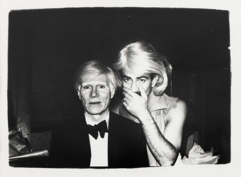 Noi premiere pentru piața de artă din România: colecția Darius Vâlcov aduce opere rare și valoroase Casa de Licitații A10 by Artmark anunță un eveniment de proporții pentru scena artistică românească, prin lansarea celei de-a doua părți a colecției Darius Vâlcov