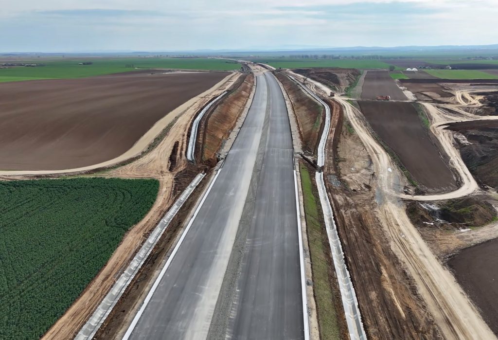 Anul 2026 ar putea aduce o dezvoltare importantă pentru Autostrada Transilvania, între Nușfalău, județul Sălaj, și Borș II, la frontiera cu Ungaria