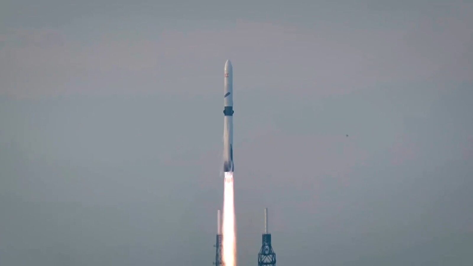 Blue Origin, reușită istorică: New Glenn, racheta reutilizabilă!