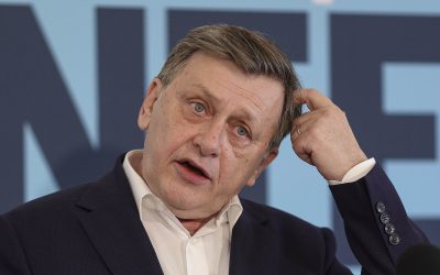 Antonescu: Guvern PNL-USR-UDMR, cu sprijin parlamentar. USR conduce țara