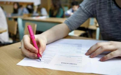 Elevii din clasele a VIII-a vor susține Evaluarea Națională 2026 în perioada 22-26 iunie, după încheierea cursurilor, programată pentru 12 iunie