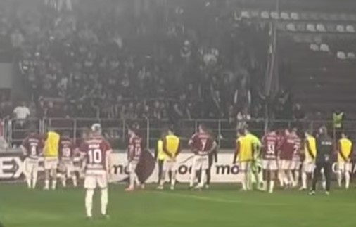 Victorie cu scântei în Giulești! Universitatea Cluj a reușit o revenire spectaculoasă și s-a impus cu 2-1 pe terenul celor de la FC Rapid București, duminică seara, în etapa a 3-a a ligii I