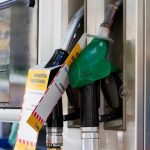 Cât mai stau prețurile la carburanți sus? Anunțul ministrului Energiei