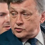 Crin ANTONESCU, despre România: Țara, în derivă! Derută, vulgaritate, violență surdă