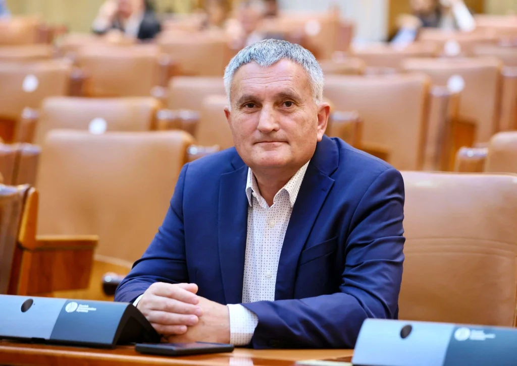 PSD lovește în guvern: Ce urmăresc cu „rezerviștii”? Situația din România