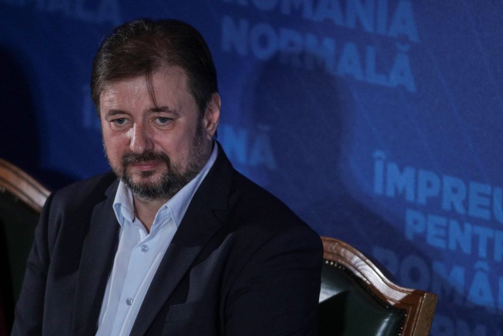 Pîrvulescu: PSD a pregătit scenariul retragerii sprijinului pentru Bolojan