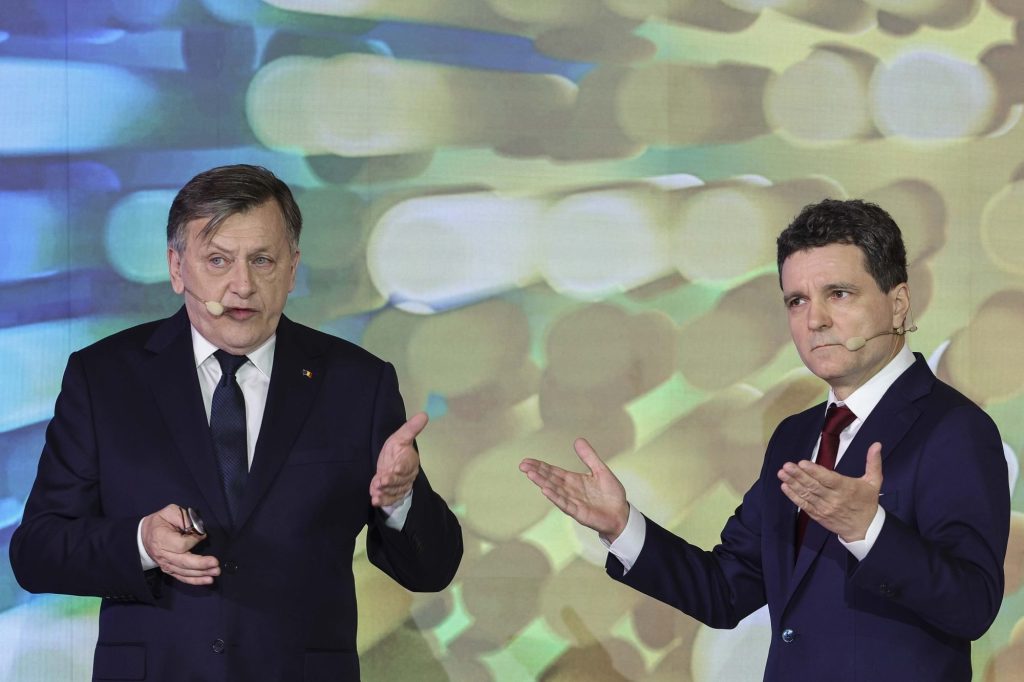 Crin Antonescu, apărare fulminantă pentru Nicușor Dan: „Trădarea”, un teatru ieftin