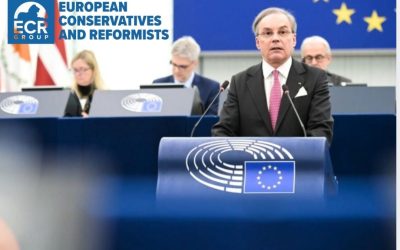 Europarlamentarul Șerban Dimitrie Sturdza critică lipsa de imparțialitate a televiziunilor de știri din România, acuzând că acestea reflectă interesele partidelor politice