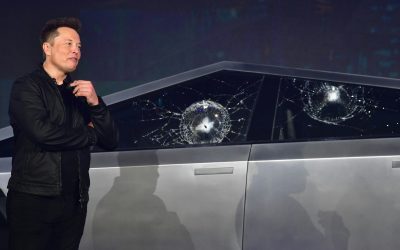 Oprit cu patru secunde înainte de impact, sistemul Full Self-Driving (FSD) al Tesla a fost activat în timpul accidentului tragic cu Cybertruck-ul, în Houston