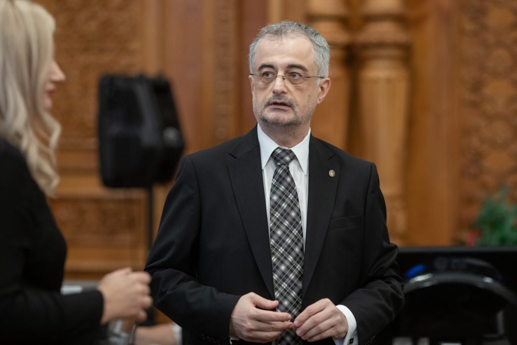 Andronache (PNL): „România are deficit uriaș”. PSD, acuzat că lasă nota de plată