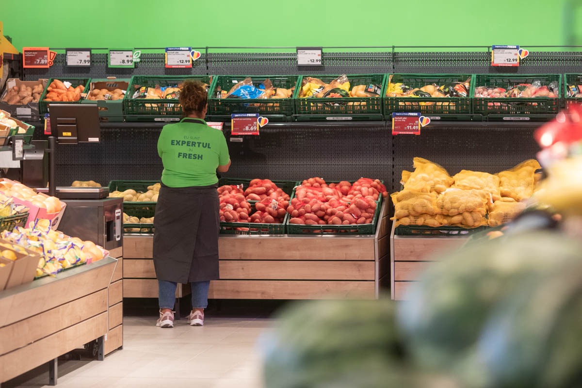 Program Paște 2026: Când mai apucăm să punem mâna pe coșul cu cumpărături?