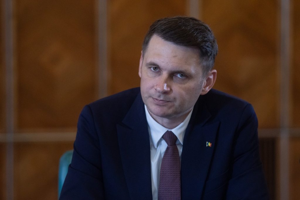 Senat: Guvern minoritar, un scenariu nedorit. Rolul Președintelui în criză