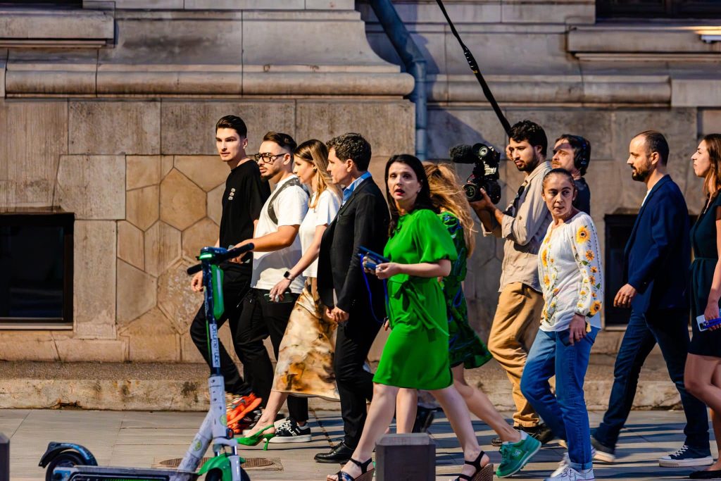 Surse: PNL, în spatele lui Nicușor Dan! Ce dezvăluie fotografiile trucate?