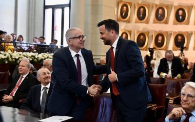 Marinescu, ministrul cu plagiat, discurs la Academia: „Perioadă tulburată”