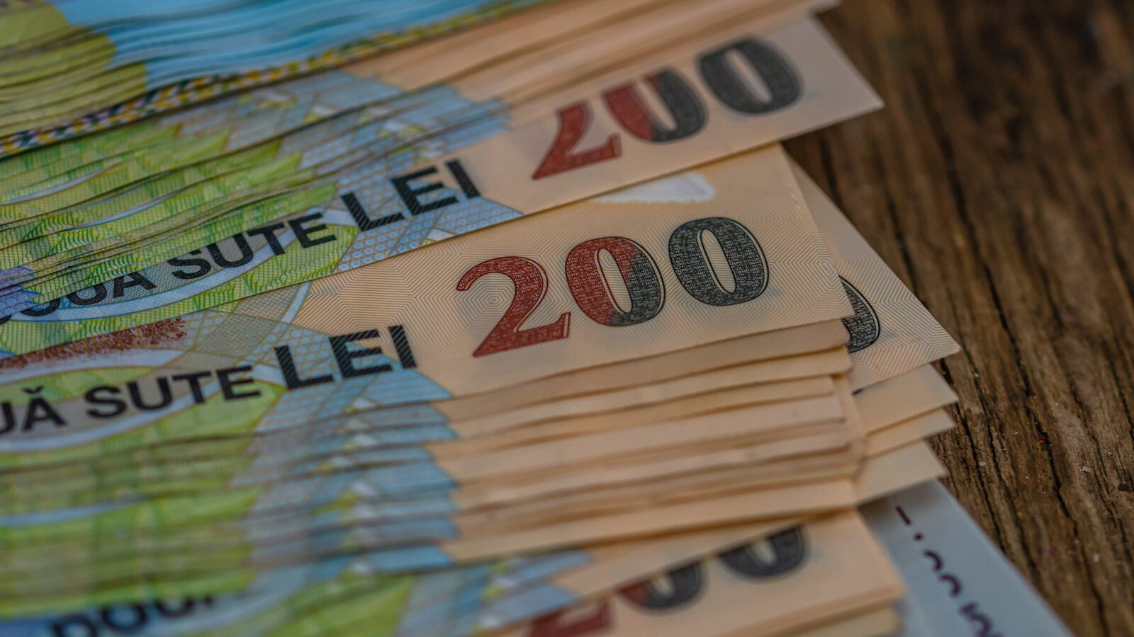 USR și PSD, lege pentru păgubiții ROBOR: Ce se întâmplă după investigația Consiliului Concurenței