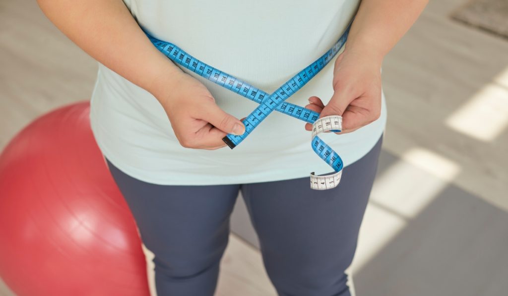 Greșelile POST-SĂRBĂTORI care te îngrașă: Mâncarea, inamicul nr 1