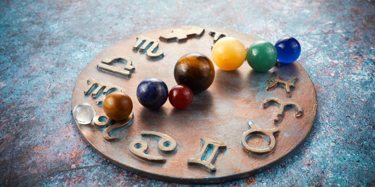 Atenție la portofel! Zodia cu ghinion la bani: prietenii pot fi „șmecheri”