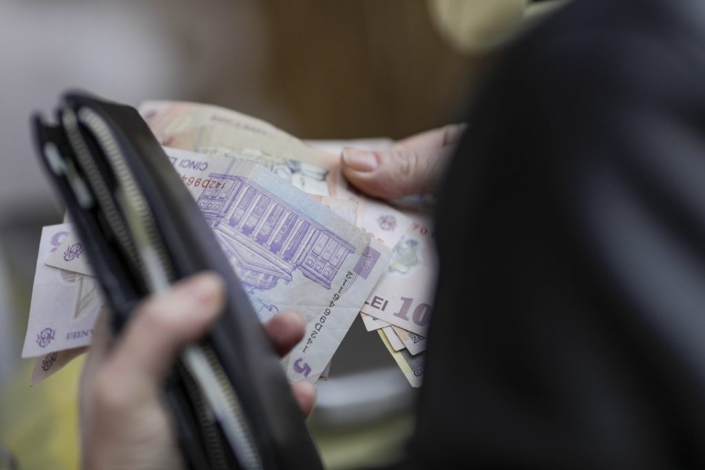 Datorii la Fisc? Românii pe „lista rușinii” cu peste 1.200 lei