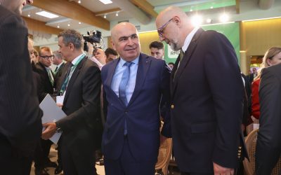 UDMR pregătește terenul, în timp ce PSD „ascuțe cuțitele” pentru Bolojan