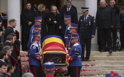 Lacrimi și recunoștință: Familia Lucescu, copleșită după funeralii