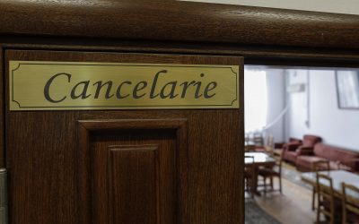 Ministrul Educației vrea bani în plus pentru profesori: 40+ ore lucrate