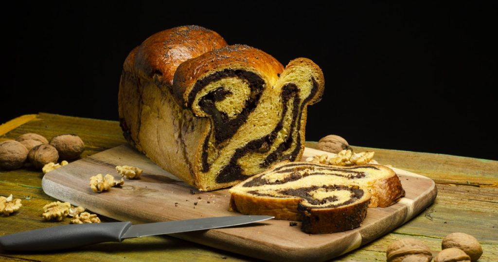 Cozonac rămas? Bucătari celebri dezvăluie rețete rapide și delicioase!