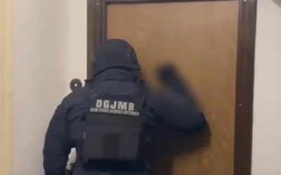Suporteri steliști, reținuți de poliție după un incident cu fanii dinamoviști Mai mulți suporteri ai CSA Steaua au fost reținuți duminică seara de forțele de ordine, în urma unui incident petrecut în București