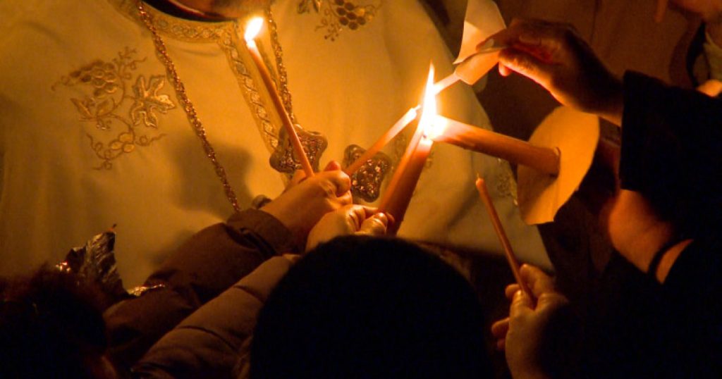 ÎN DIRECT la Digi24: Slujba de Înviere, imagini din București și țară