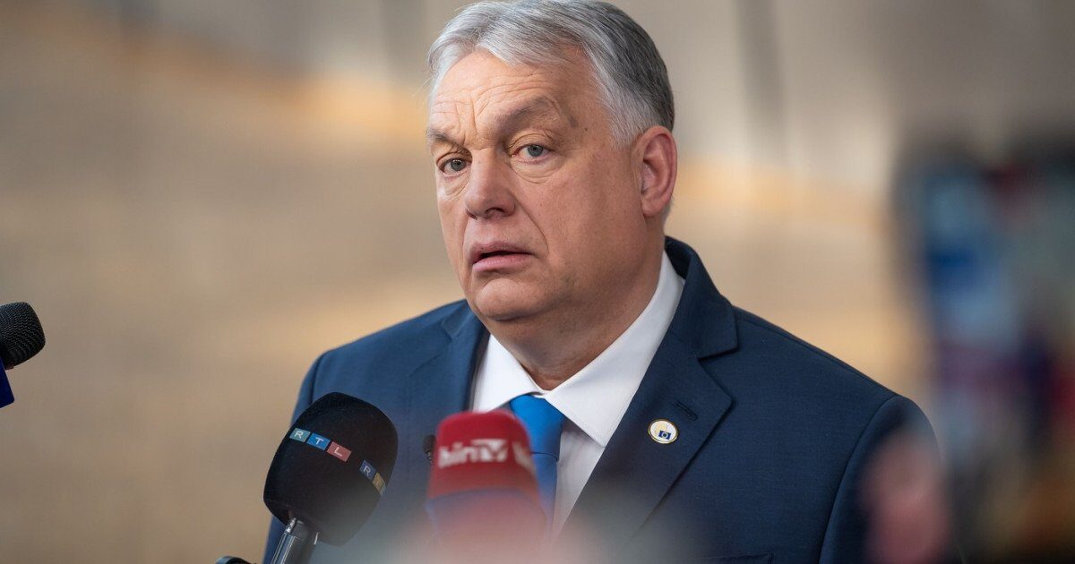 Premierul Ungariei, Viktor Orban, a fost martorul unui moment neașteptat în timpul unui miting electoral, un episod care a stârnit comparații cu evenimentele din decembrie 1989 din București