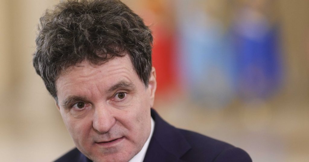 Nicușor Dan, explicații controversate: Șefii criticați, puși în funcții-cheie