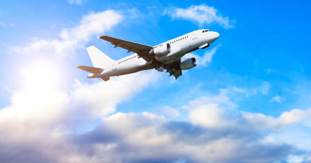 Criza kerosenului: Vor avea românii vacanțe în România sau în Europa